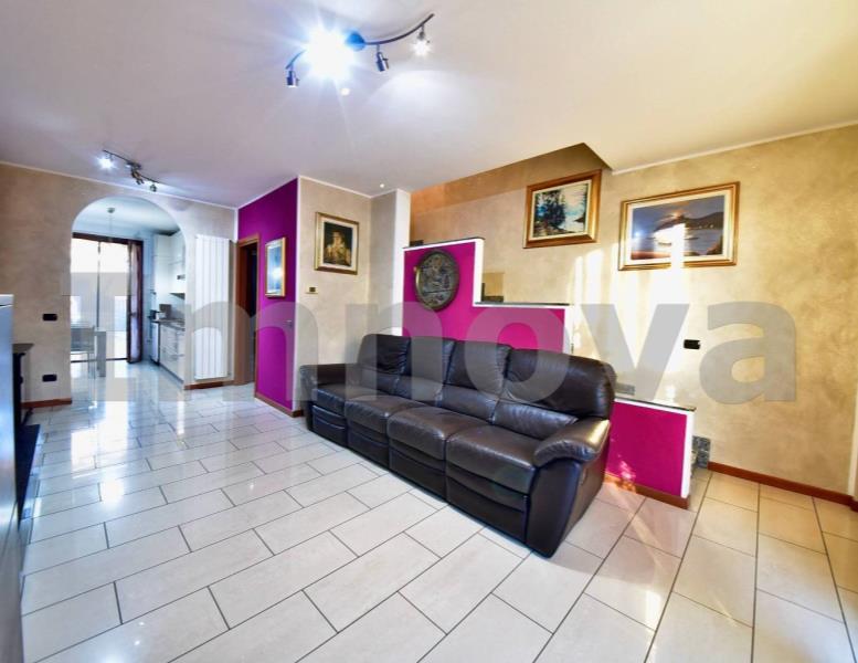 casa indipendente in vendita a Toscolano-Maderno in zona Maderno