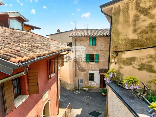 casa semindipendente in vendita a Toscolano-Maderno
