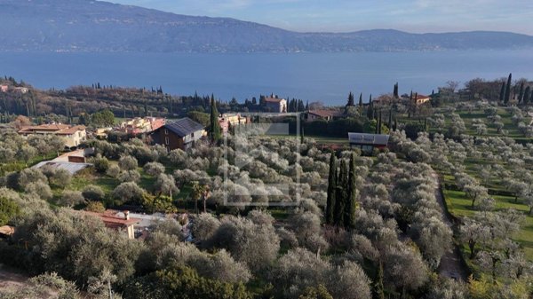 casa indipendente in vendita a Toscolano-Maderno in zona Gaino