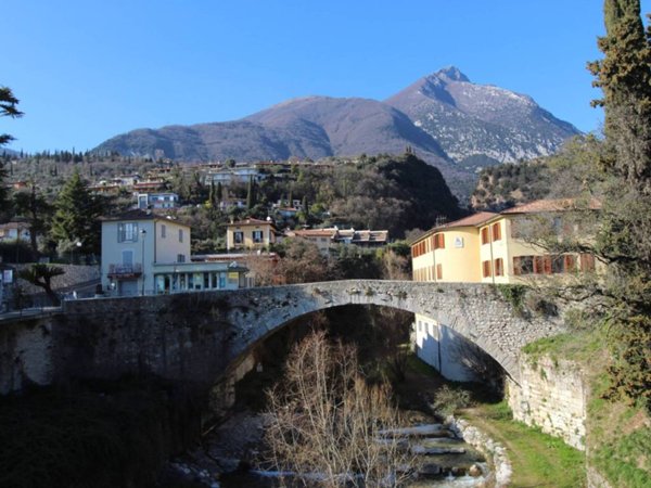 appartamento in vendita a Toscolano-Maderno in zona Toscolano