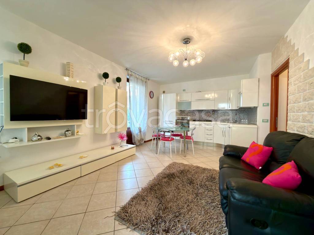 appartamento in vendita a Toscolano-Maderno in zona Maderno