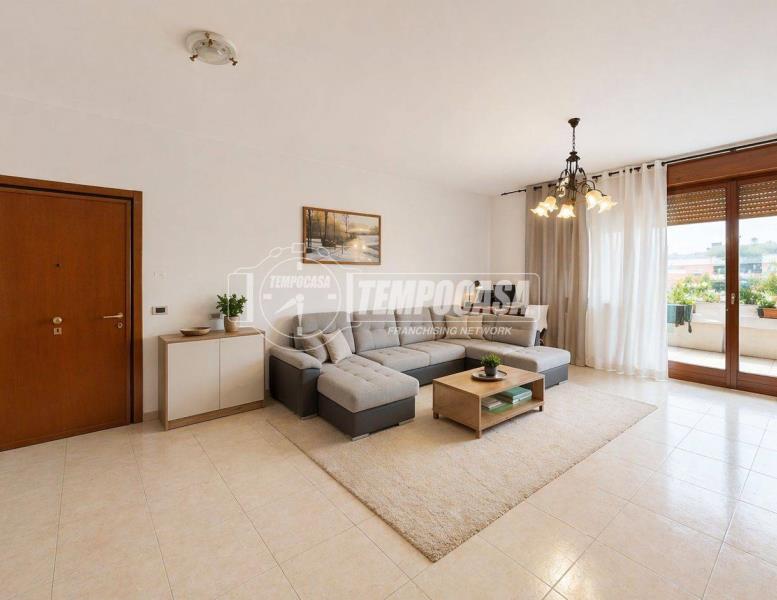 appartamento in vendita a Toscolano-Maderno in zona Maderno