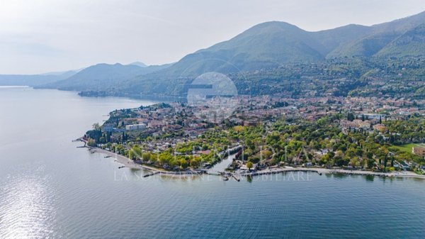 appartamento in vendita a Toscolano-Maderno in zona Toscolano