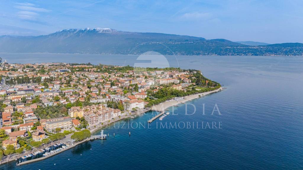 appartamento in vendita a Toscolano-Maderno in zona Toscolano