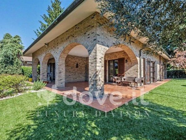 casa indipendente in vendita a Toscolano-Maderno in zona Maderno