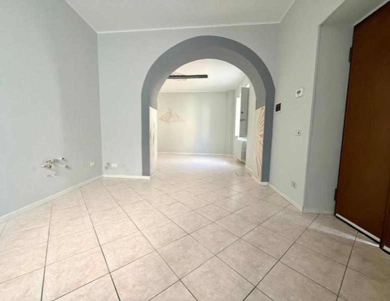 casa indipendente in vendita a Toscolano-Maderno in zona Maderno