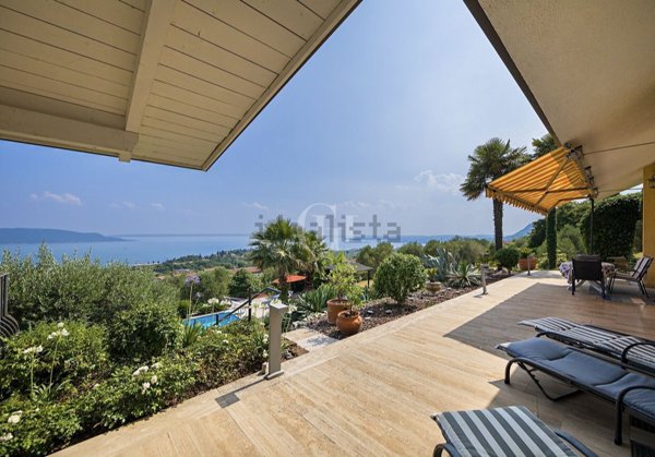 casa indipendente in vendita a Toscolano-Maderno