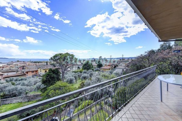 casa indipendente in vendita a Toscolano-Maderno in zona Toscolano