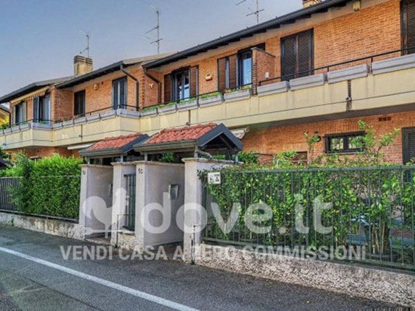 casa indipendente in vendita a Toscolano-Maderno in zona Maderno