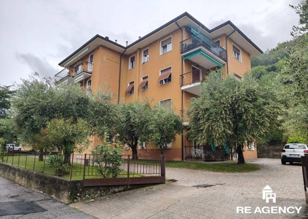 appartamento in vendita a Toscolano-Maderno in zona Toscolano