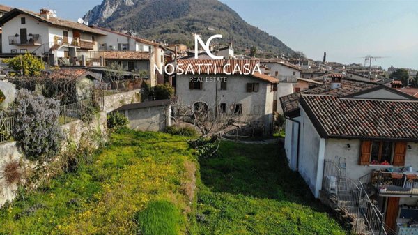 appartamento in vendita a Toscolano-Maderno in zona Gaino