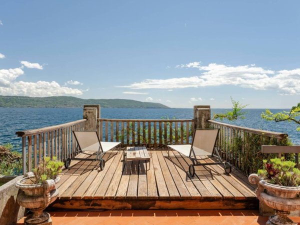 casa indipendente in vendita a Toscolano-Maderno