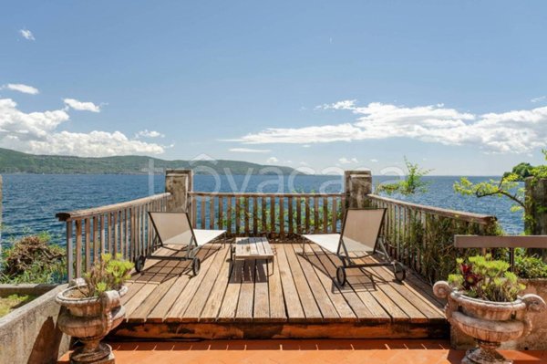 casa indipendente in vendita a Toscolano-Maderno