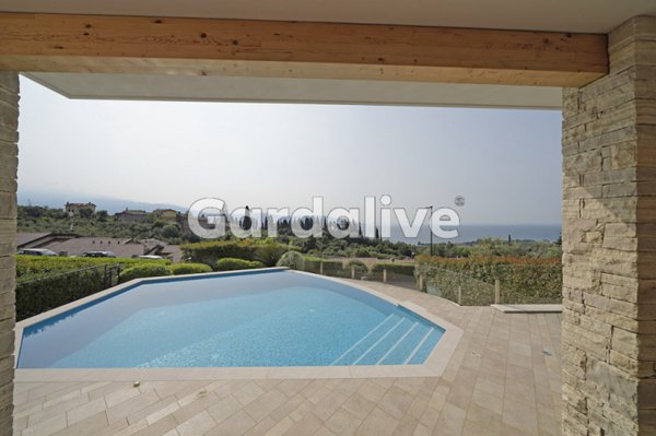 casa indipendente in vendita a Toscolano-Maderno in zona Gaino