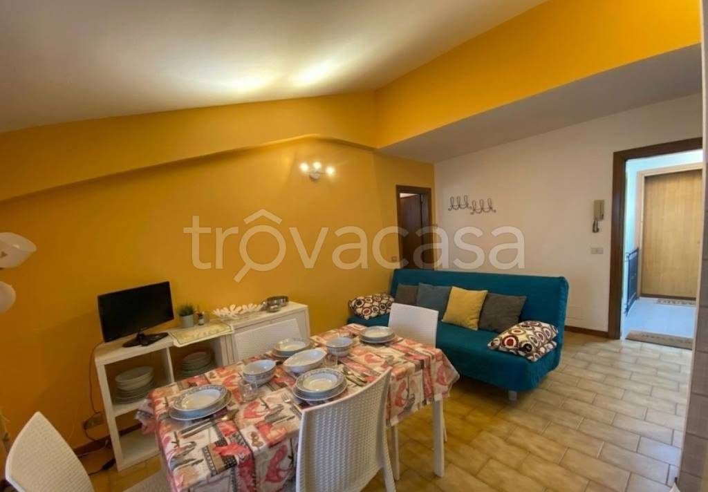 appartamento in vendita a Toscolano-Maderno in zona Toscolano