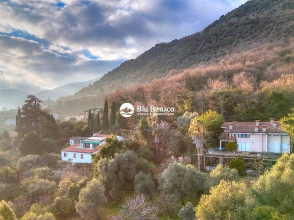 casa indipendente in vendita a Toscolano-Maderno in zona Cecina