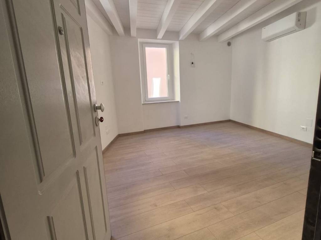 appartamento in vendita a Toscolano-Maderno in zona Toscolano