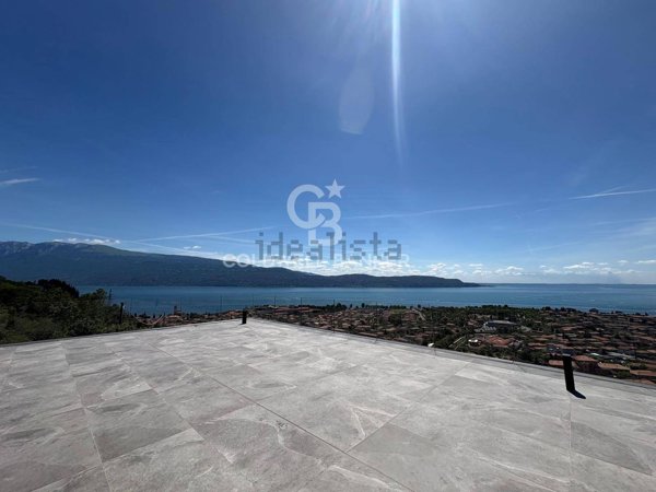 appartamento in vendita a Toscolano-Maderno in zona Maderno