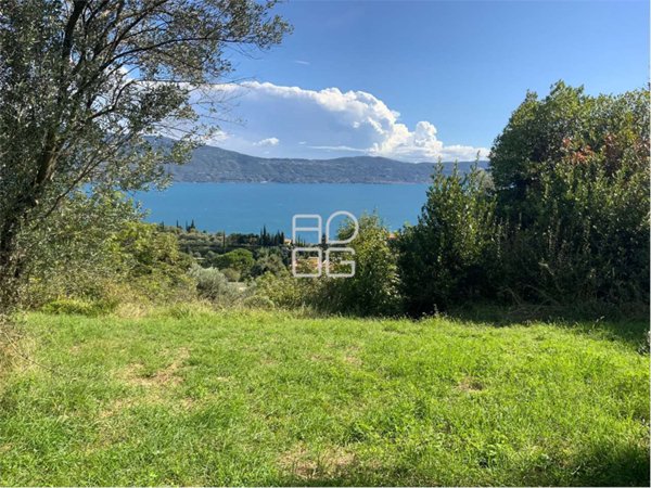 casa indipendente in vendita a Toscolano-Maderno in zona Cecina