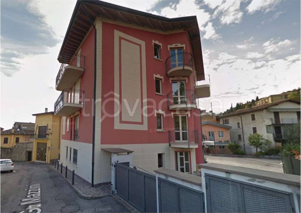 appartamento in vendita a Toscolano-Maderno in zona Maderno