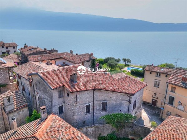 casale in vendita a Toscolano-Maderno in zona Cecina