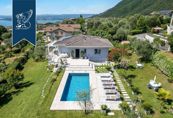 casa indipendente in vendita a Toscolano-Maderno in zona Maderno