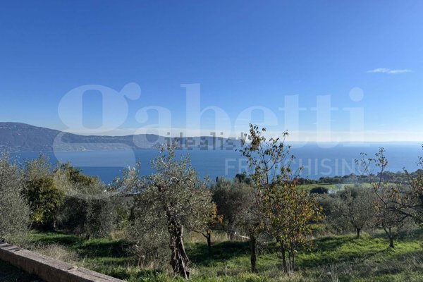 appartamento in vendita a Toscolano-Maderno in zona Gaino