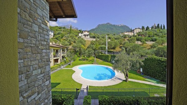 appartamento in vendita a Toscolano-Maderno in zona Cecina