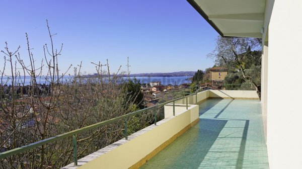 casa indipendente in vendita a Toscolano-Maderno in zona Maderno