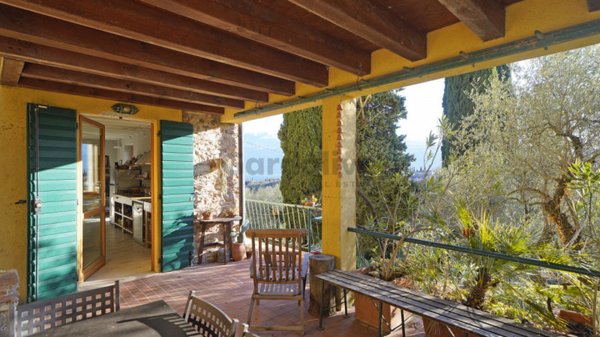 casa indipendente in vendita a Toscolano-Maderno
