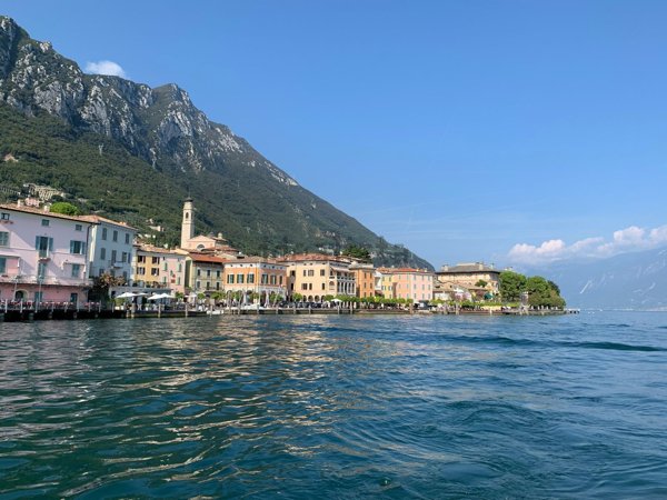 appartamento in vendita a Toscolano-Maderno in zona Pulciano