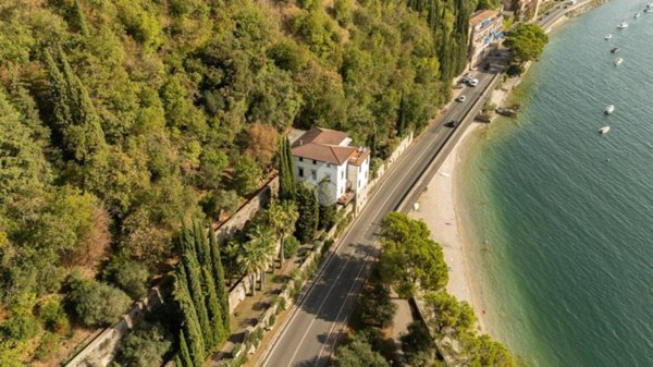 appartamento in vendita a Toscolano-Maderno in zona Bornico