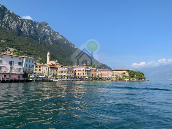 appartamento in vendita a Toscolano-Maderno in zona Toscolano