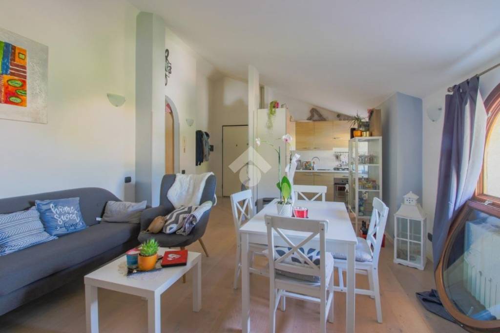 appartamento in vendita a Toscolano-Maderno in zona Maderno