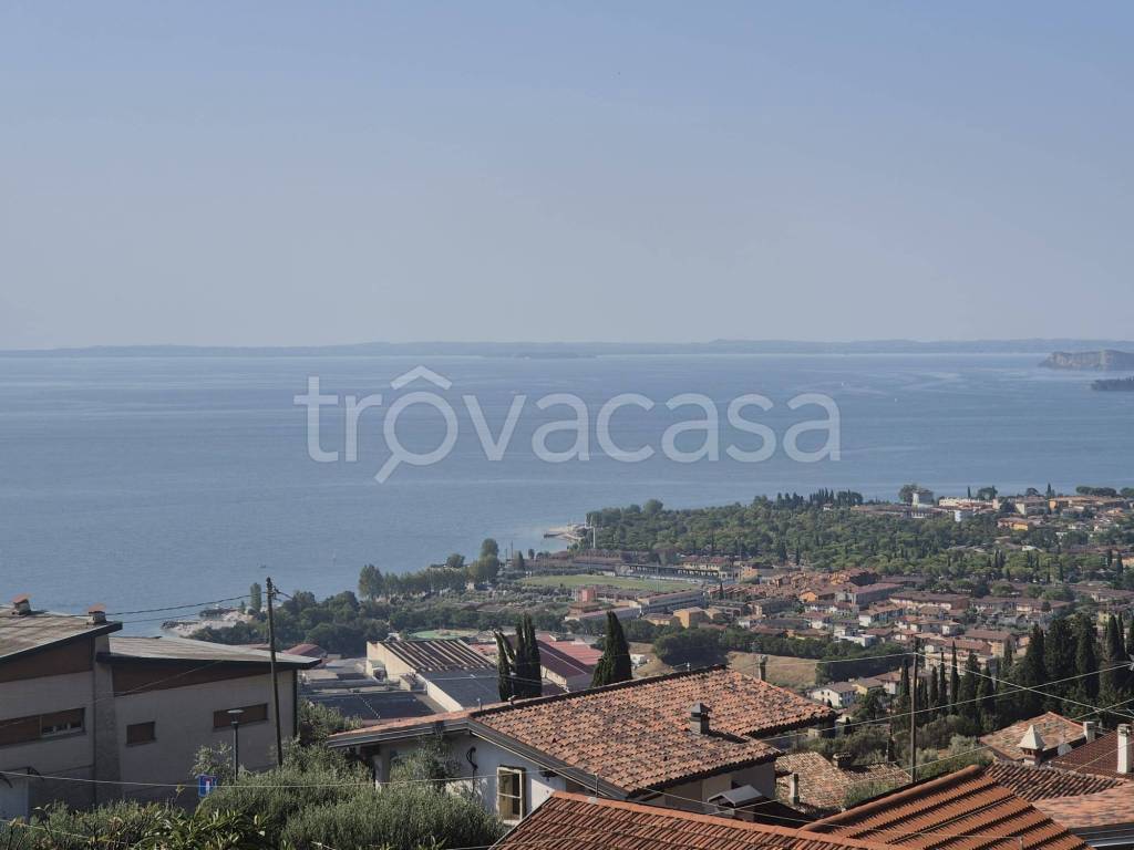 casa indipendente in vendita a Toscolano-Maderno in zona Pulciano