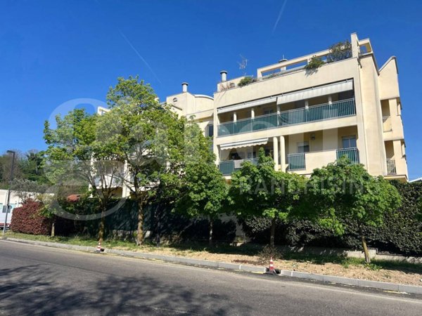 appartamento in vendita a Toscolano-Maderno in zona Maderno