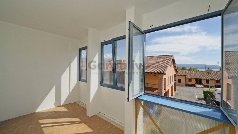 appartamento in vendita a Toscolano-Maderno in zona Toscolano