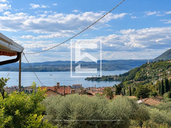 casa indipendente in vendita a Toscolano-Maderno in zona Gaino