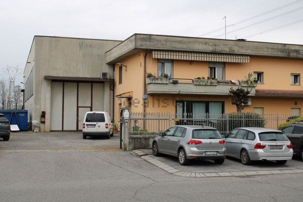 appartamento in vendita a Travagliato