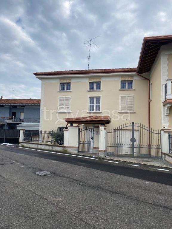 appartamento in vendita a Travagliato