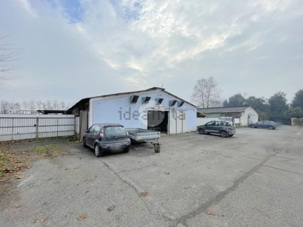 casale in vendita a Travagliato