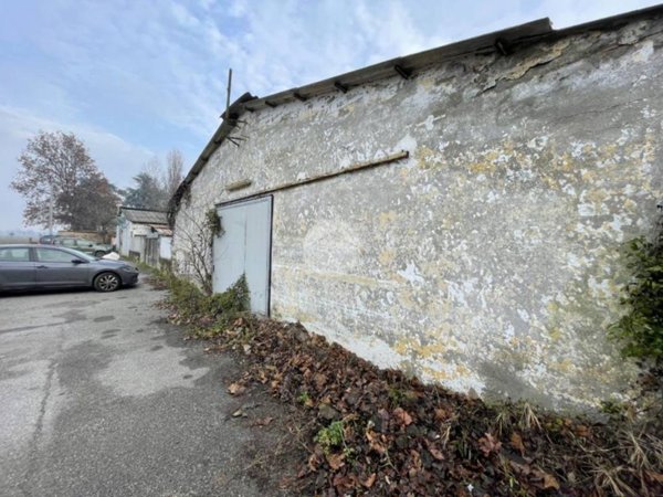 capannone in vendita a Travagliato
