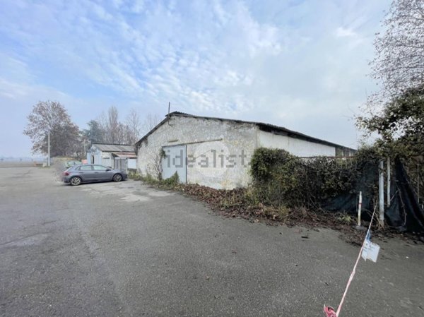 capannone in vendita a Travagliato