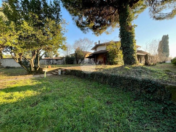 casa indipendente in vendita a Travagliato