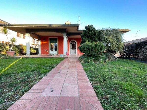 casa indipendente in vendita a Travagliato