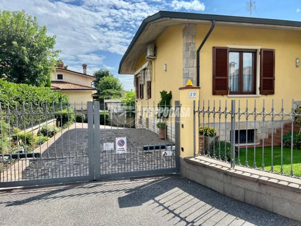 casa indipendente in vendita a Travagliato