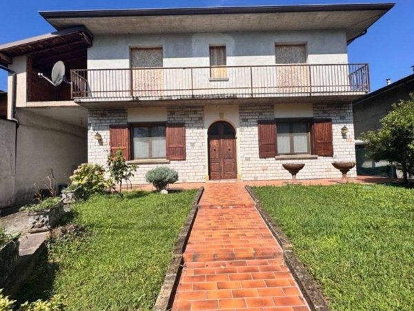 casa indipendente in vendita a Travagliato