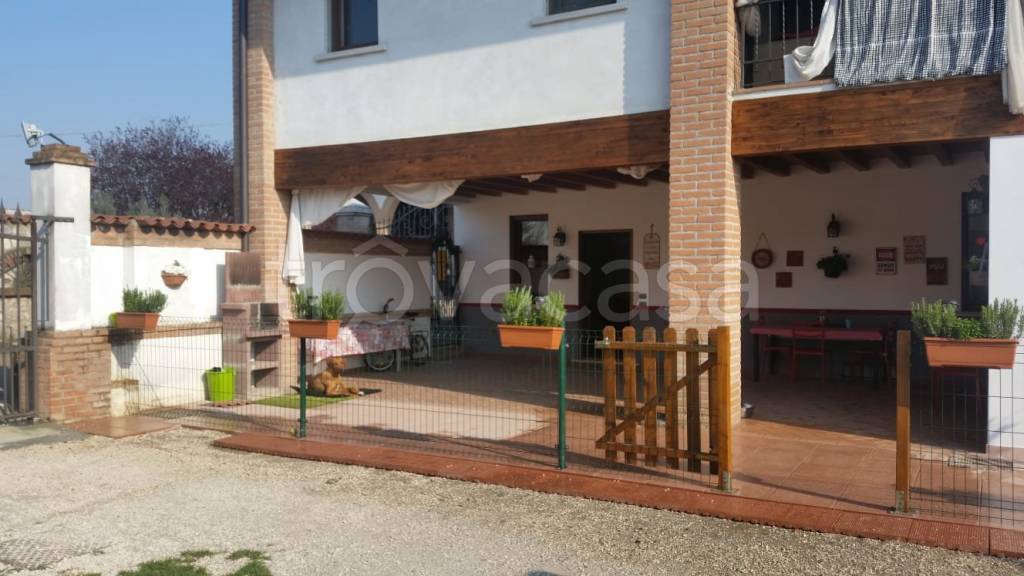 casa indipendente in vendita a Travagliato