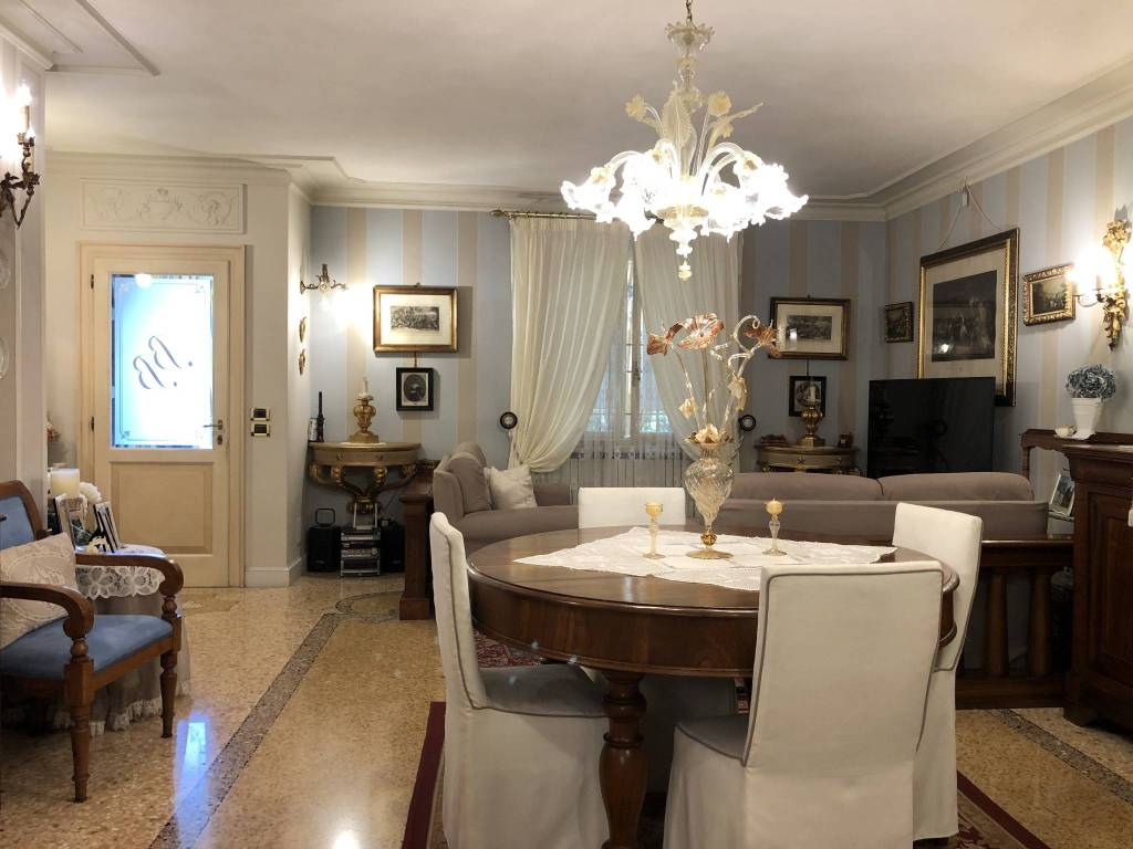 casa indipendente in vendita a Travagliato