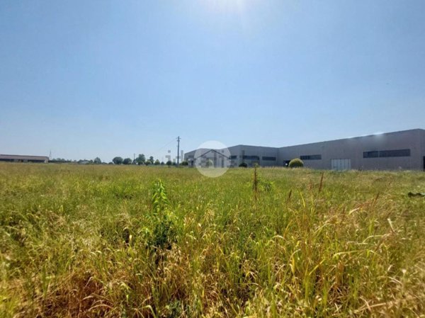 terreno edificabile in vendita a Travagliato